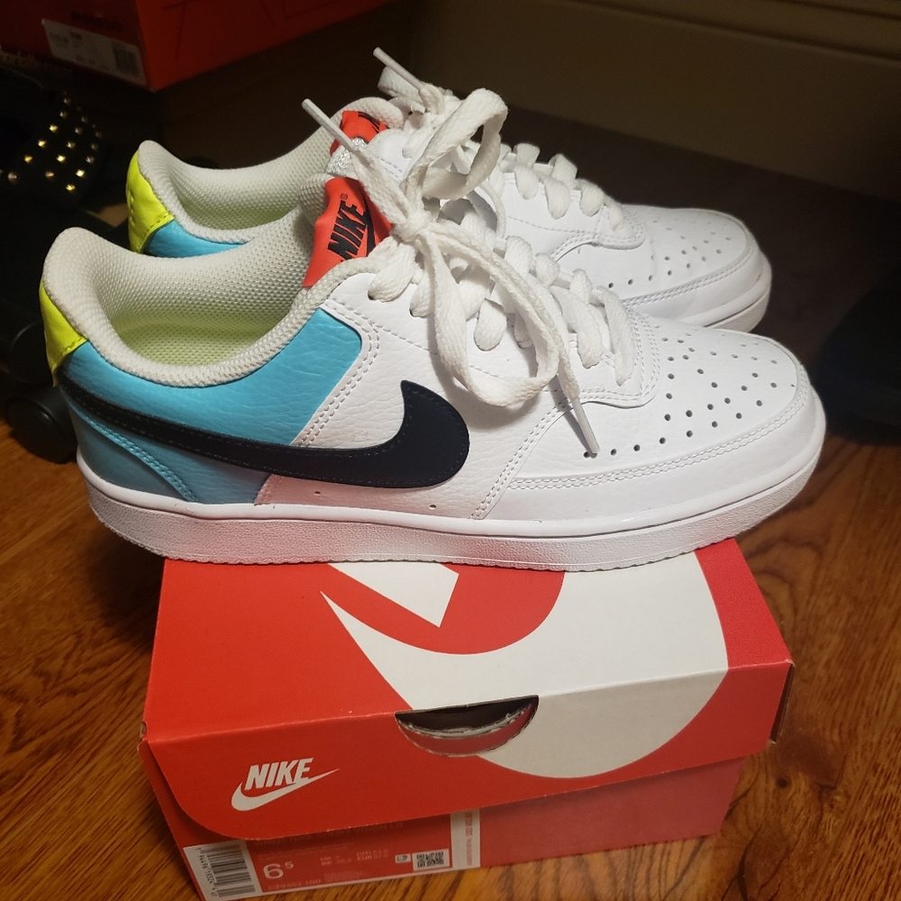Nike